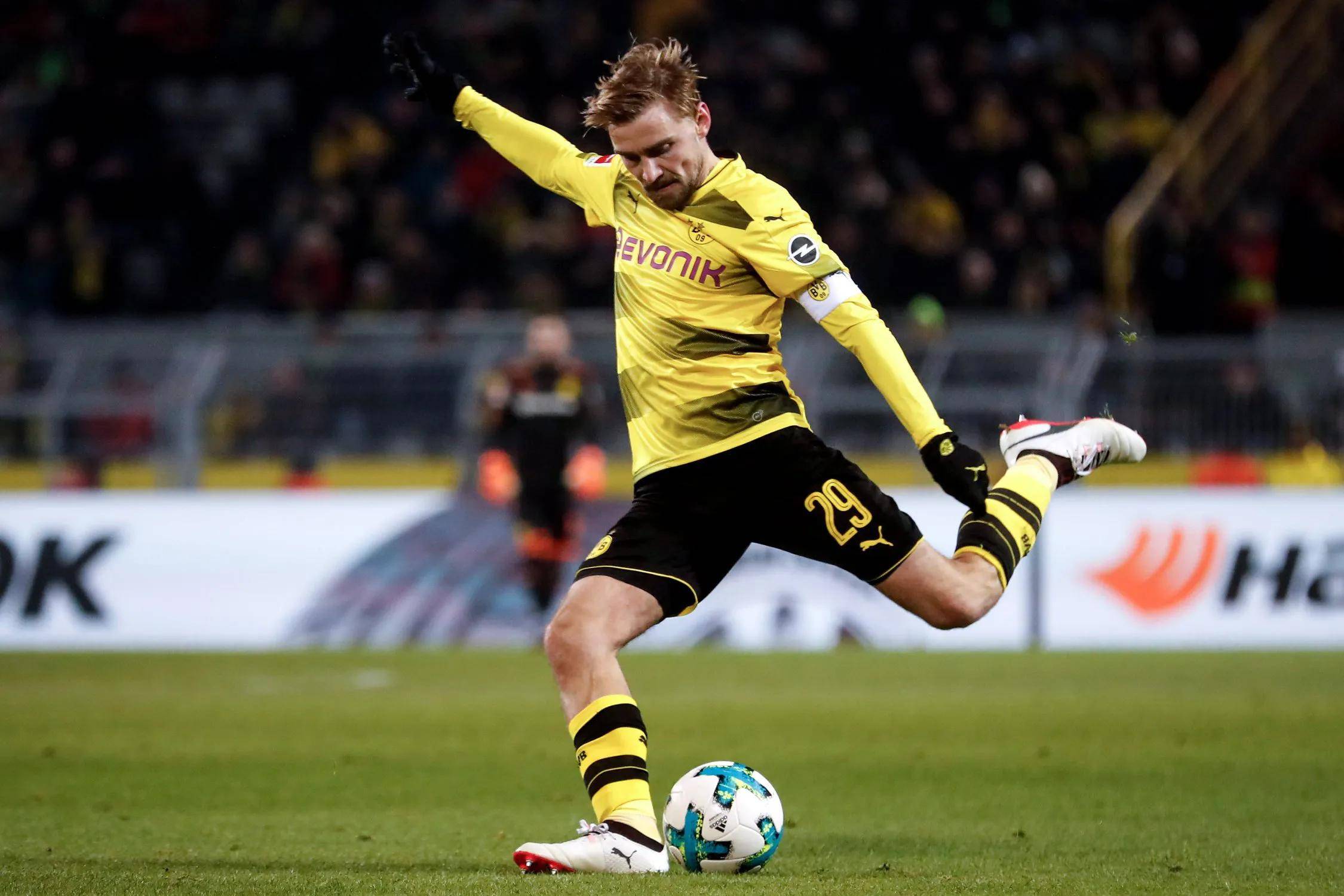 包含波尔图横扫多特蒙德,成功挺进欧冠半决赛!的词条 包含波尔图横扫多特蒙德,成功挺进欧冠半决赛!的词条