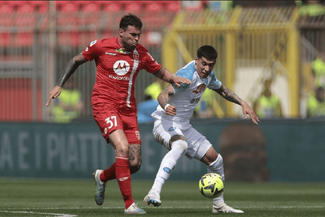 开云体育中国-那不勒斯阵中新援连入两球，率领球队战胜对手