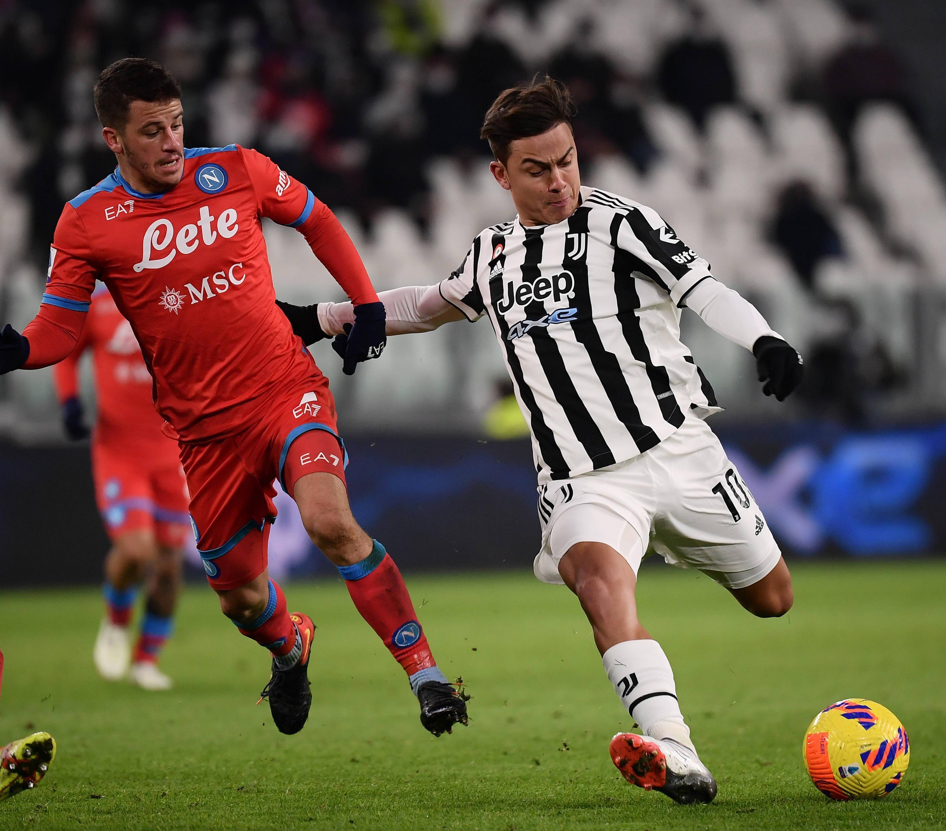 那不勒斯阵中新援连入两球,率领球队战胜对手 那不勒斯阵中新援连入两球,率领球队战胜对手