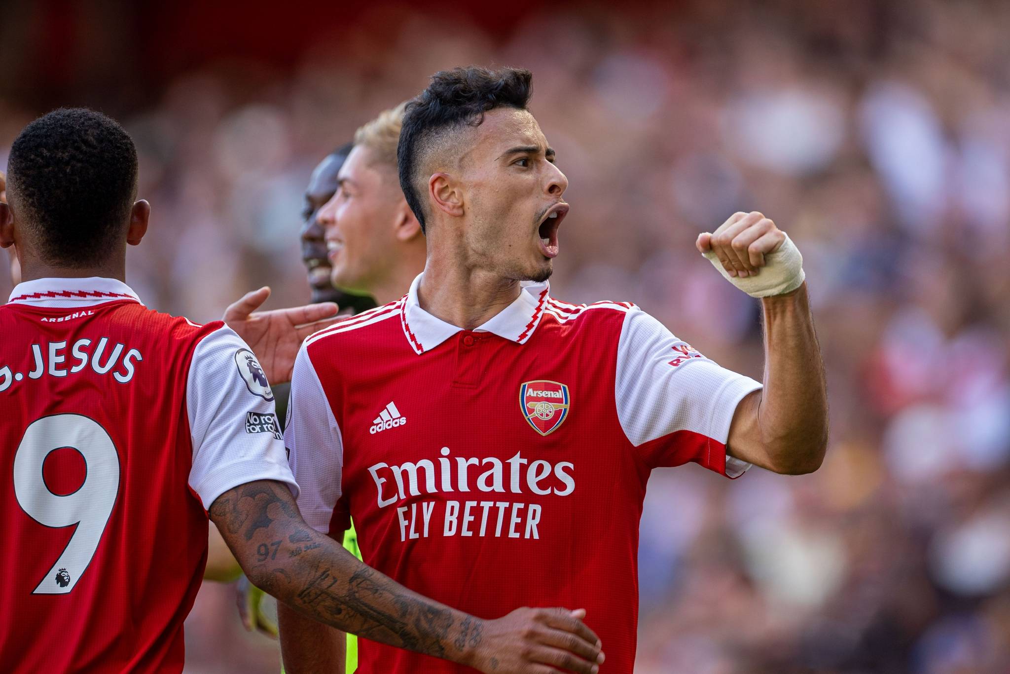 开云体育app-关于那不勒斯核心受伤，球队欧冠梦碎？的信息