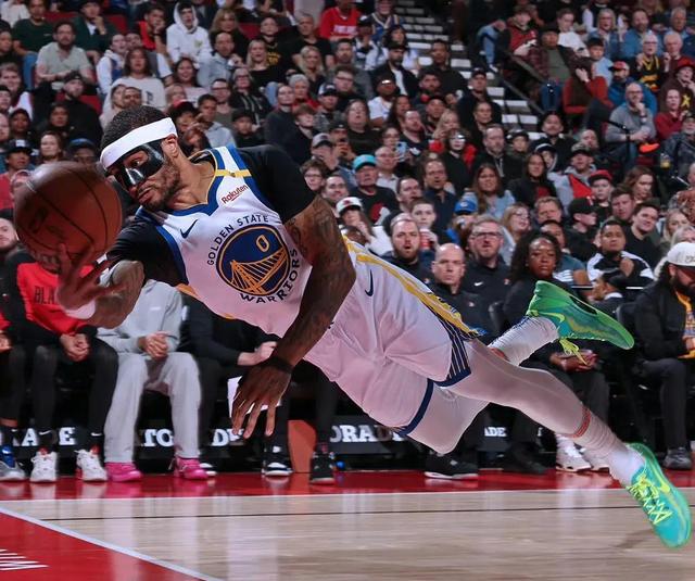 开云体育登录-包含快船险胜勇士，乔治：我们需要保持专注的词条