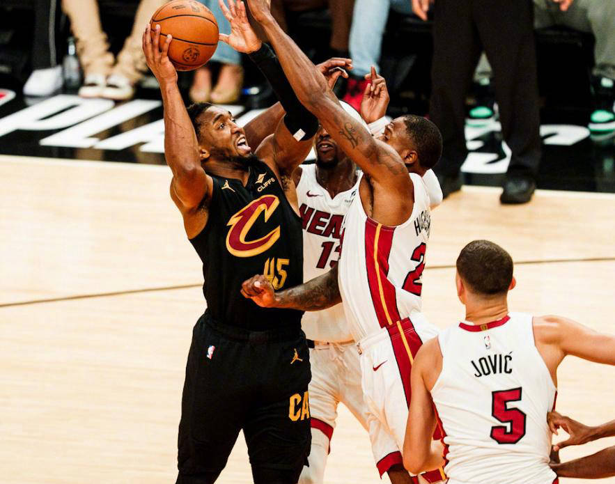 开云体育下载-热火全队集体低迷，需要振作的简单介绍