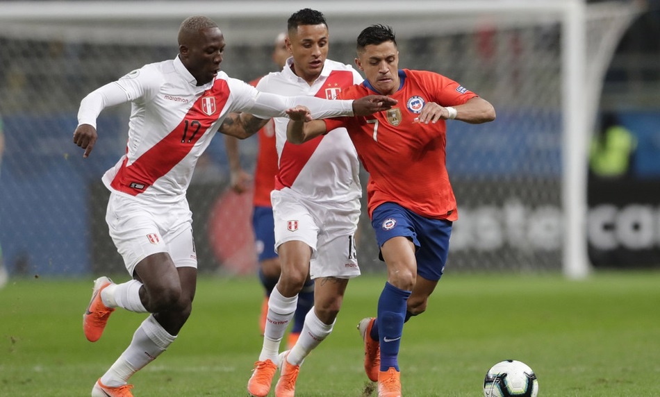 加拿大对智利,欧预赛双方争夺胜利 加拿大对智利,欧预赛双方争夺胜利