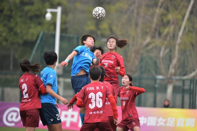 玻利维亚女足联赛揭幕拉开帷幕 玻利维亚女足联赛揭幕拉开帷幕