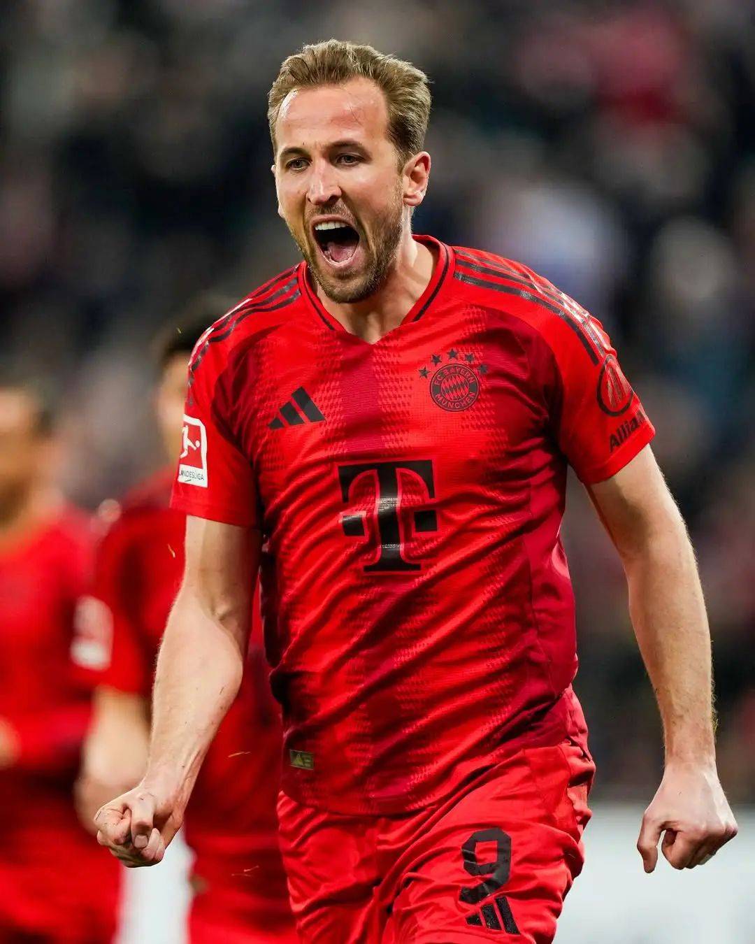 奥格斯堡队雄心勃勃,一往无前 奥格斯堡队雄心勃勃,一往无前