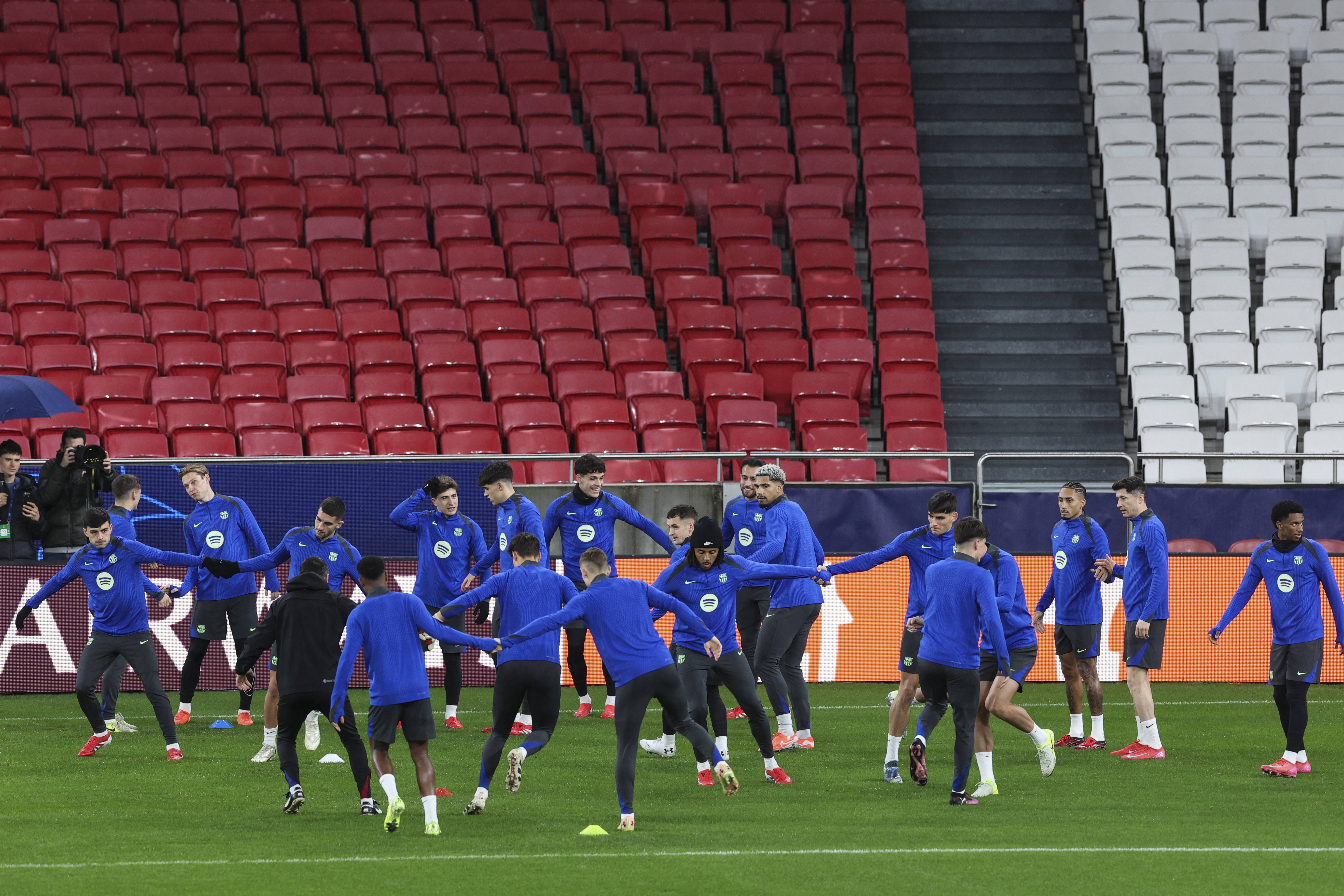 欧冠联赛外援球员在场上燃情比拼 欧冠联赛外援球员在场上燃情比拼