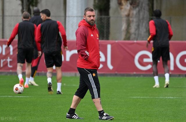 开云体育入口-罗马城市足球队挑战乌迪内斯，实力对比