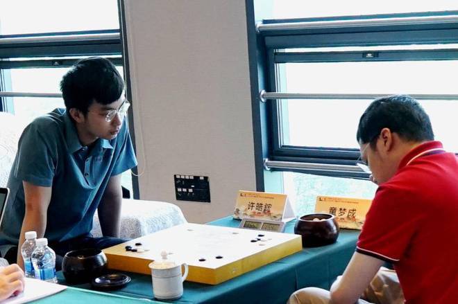 河北男篮取得关键胜利,士气高昂 河北男篮取得关键胜利,士气高昂