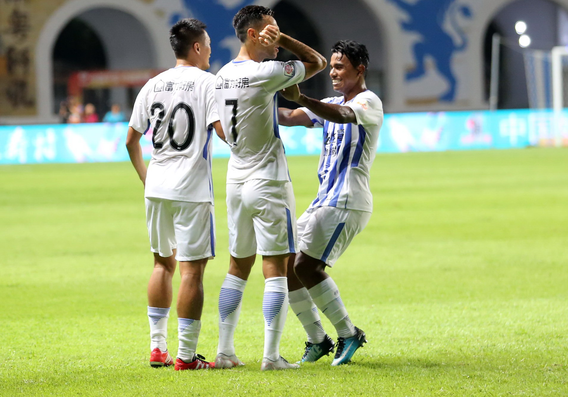 开云体育APP下载-金炳哲破门，广州富力主场制胜