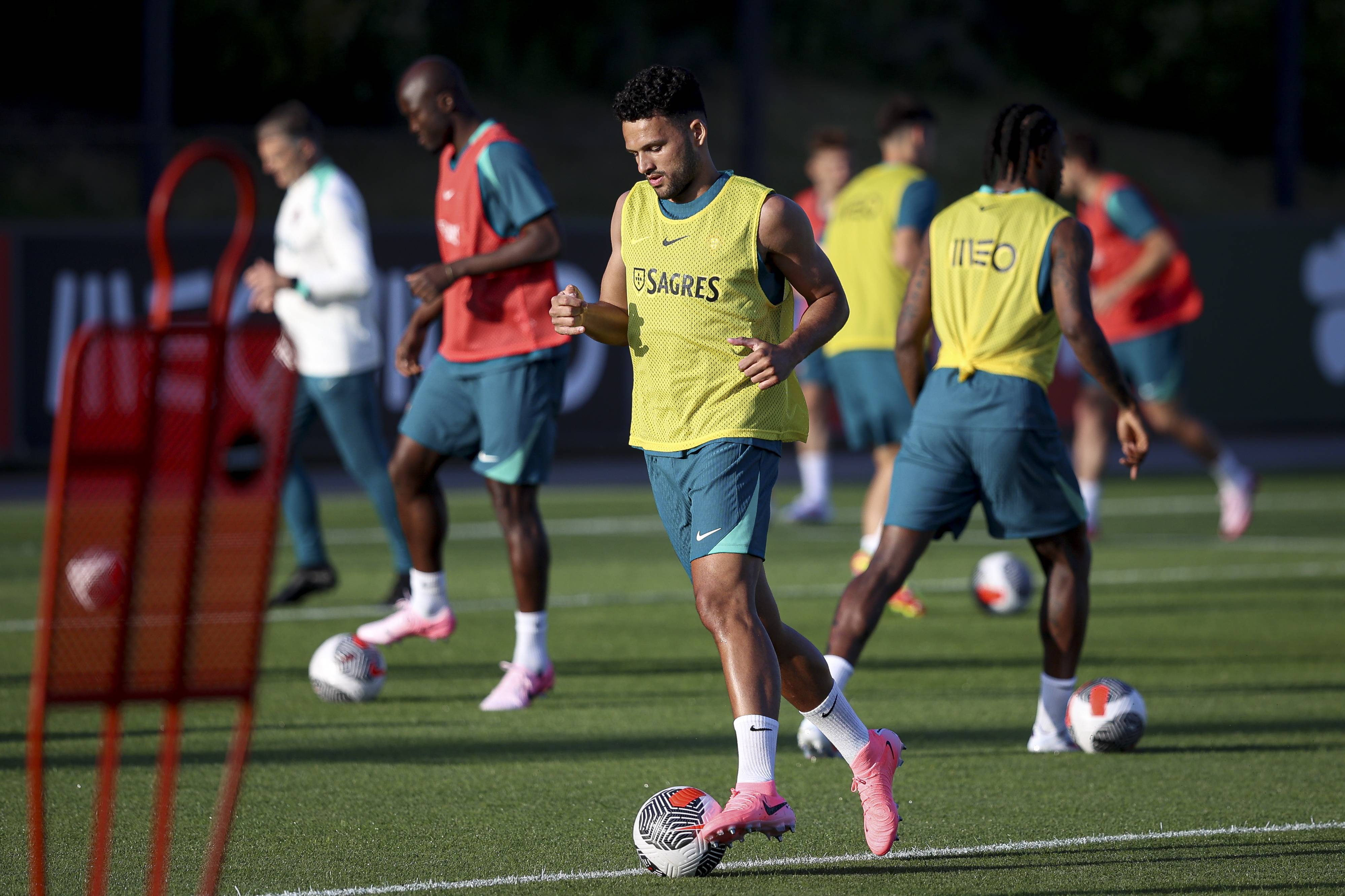 开云体育官方网站-阵容调整后，葡萄牙队战力大增