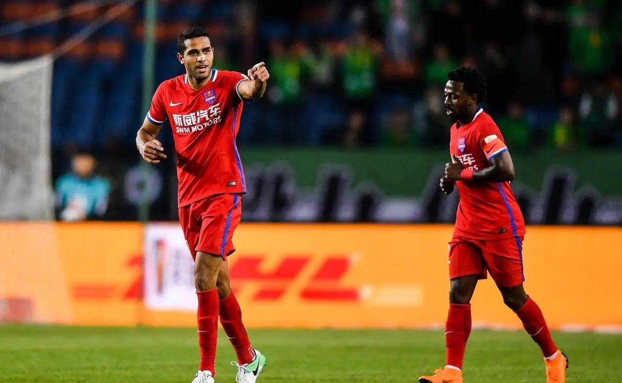 中超传奇大战演绎武林盛事 中超传奇大战演绎武林盛事