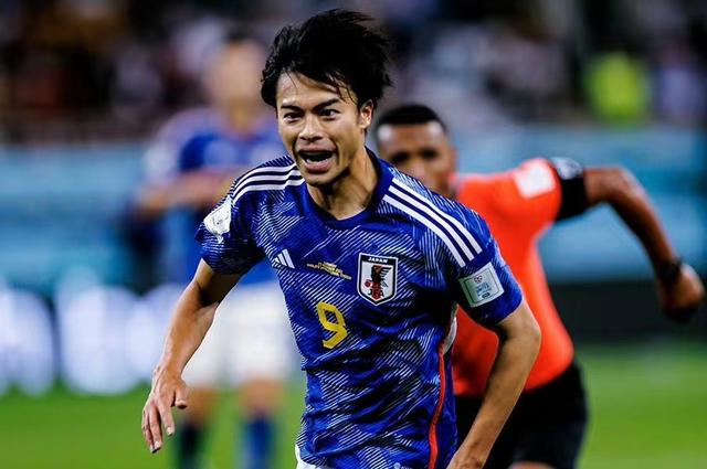 包含精彩纷呈!欧预赛比赛再掀风暴的词条 包含精彩纷呈!欧预赛比赛再掀风暴的词条