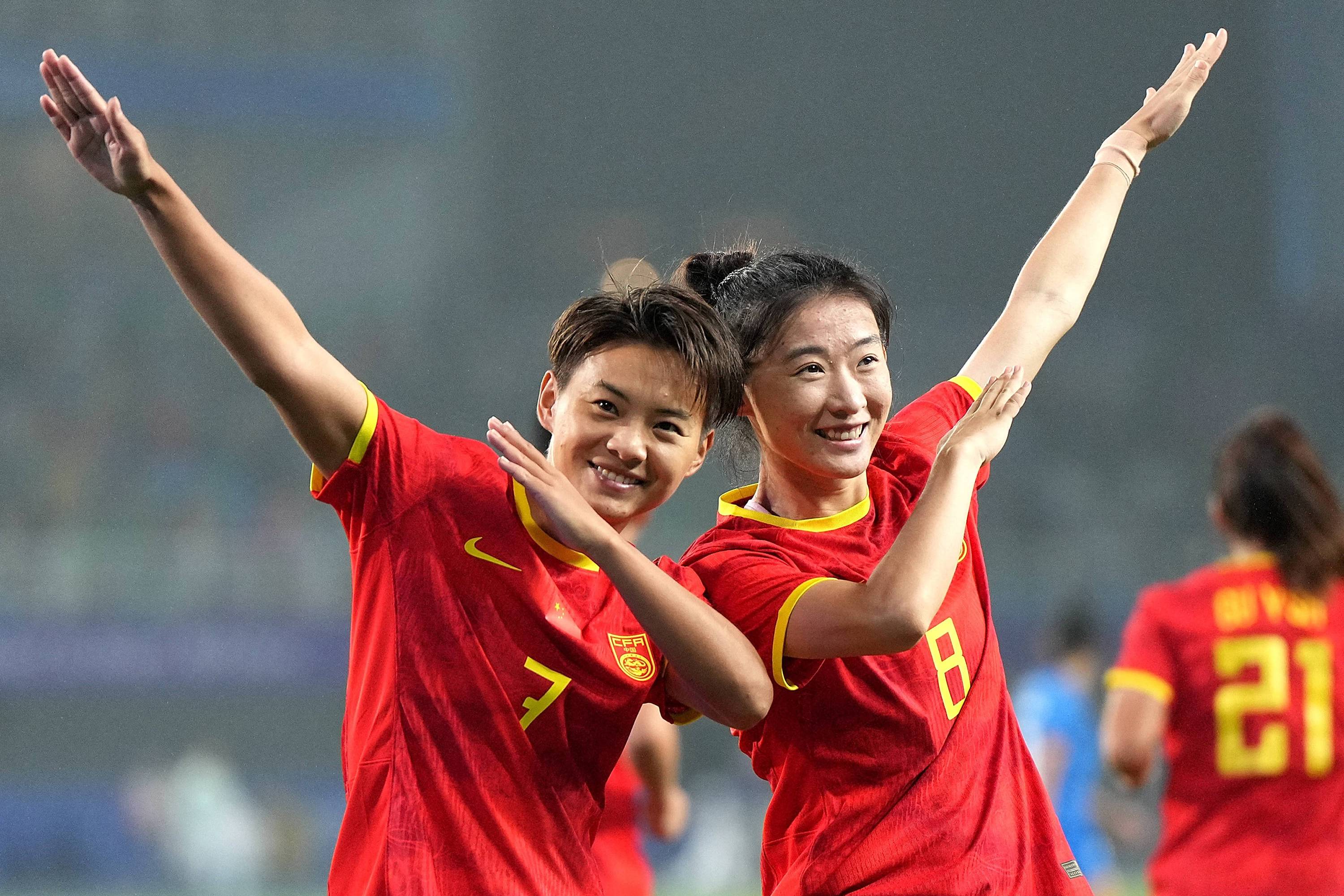 斯里兰卡女足发挥出色,挺进女足世界杯决赛 斯里兰卡女足发挥出色,挺进女足世界杯决赛