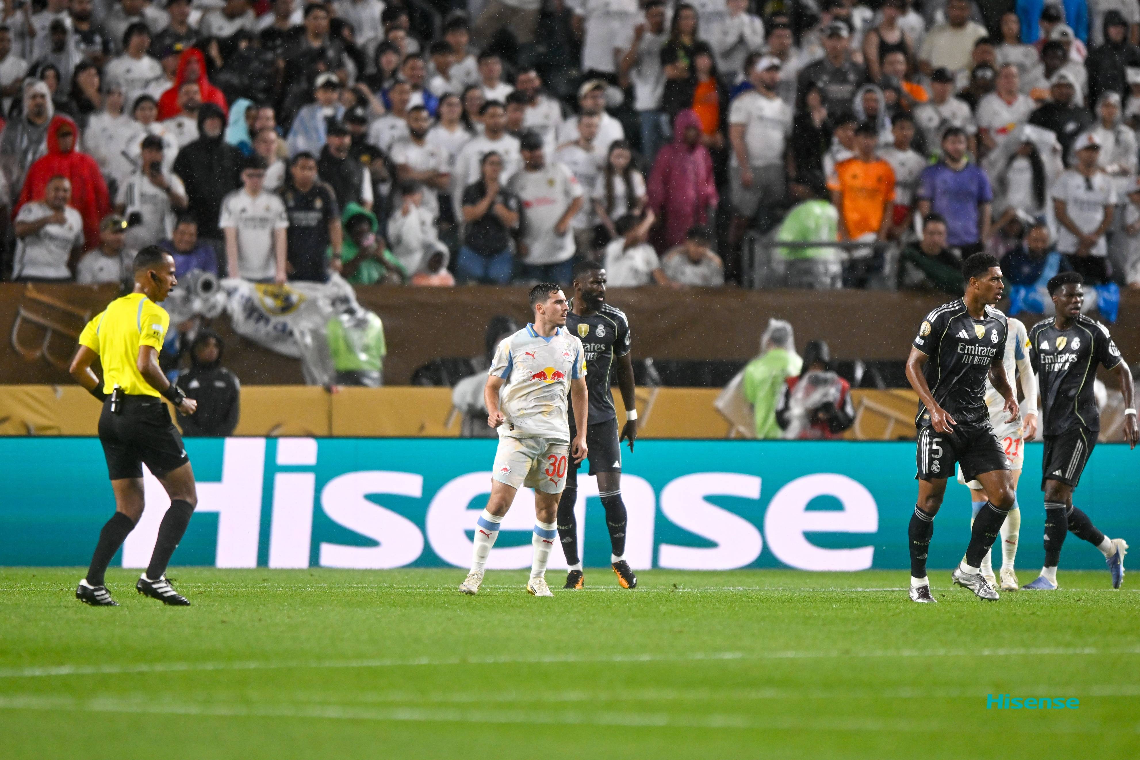 开云体育app-欧洲大战精彩纷呈，皇家马德里再度逆袭