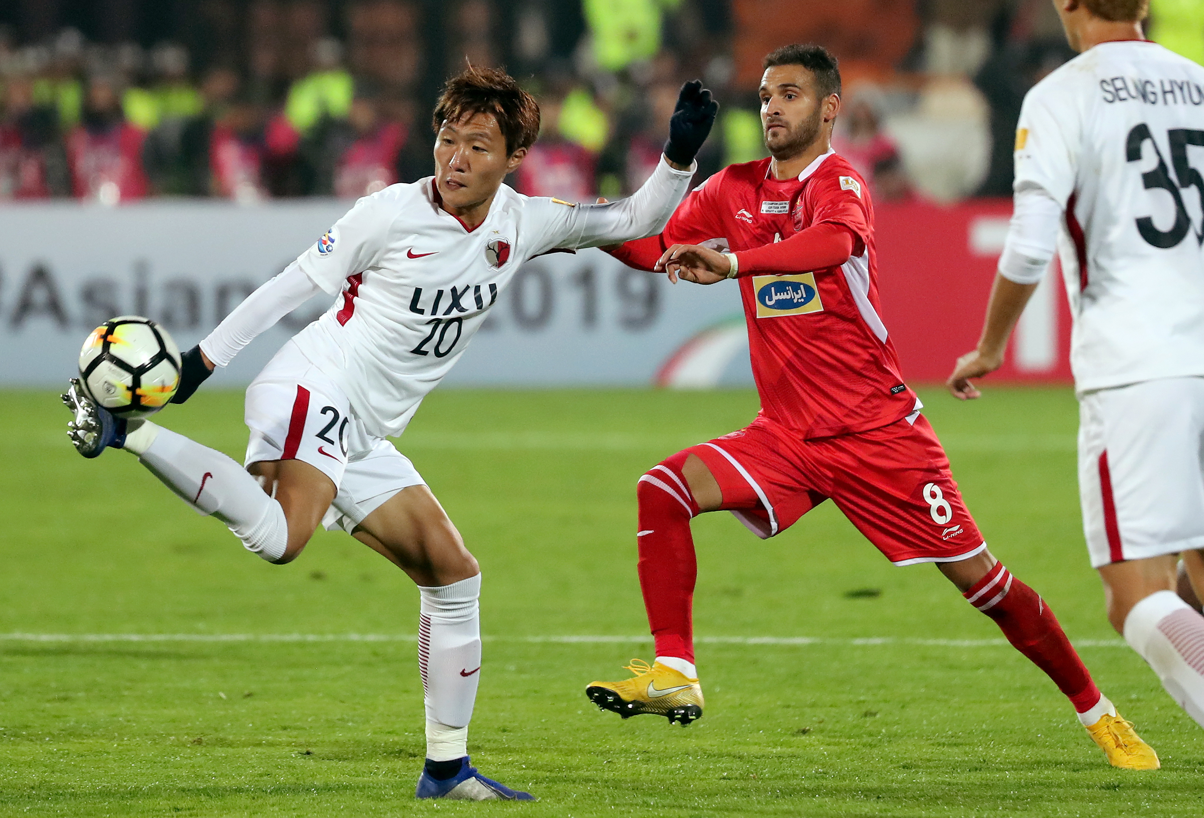 巴勒莫客场大胜,球队冲击升班马资格 巴勒莫客场大胜,球队冲击升班马资格