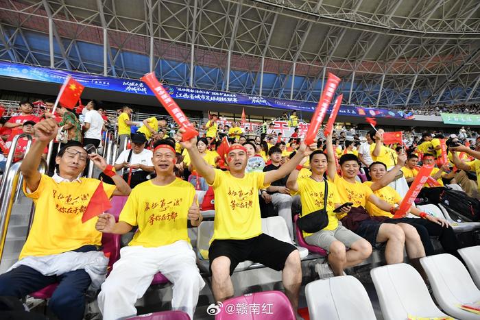 开云体育官方网站-包含精彩进球时刻，球迷热情高涨的词条