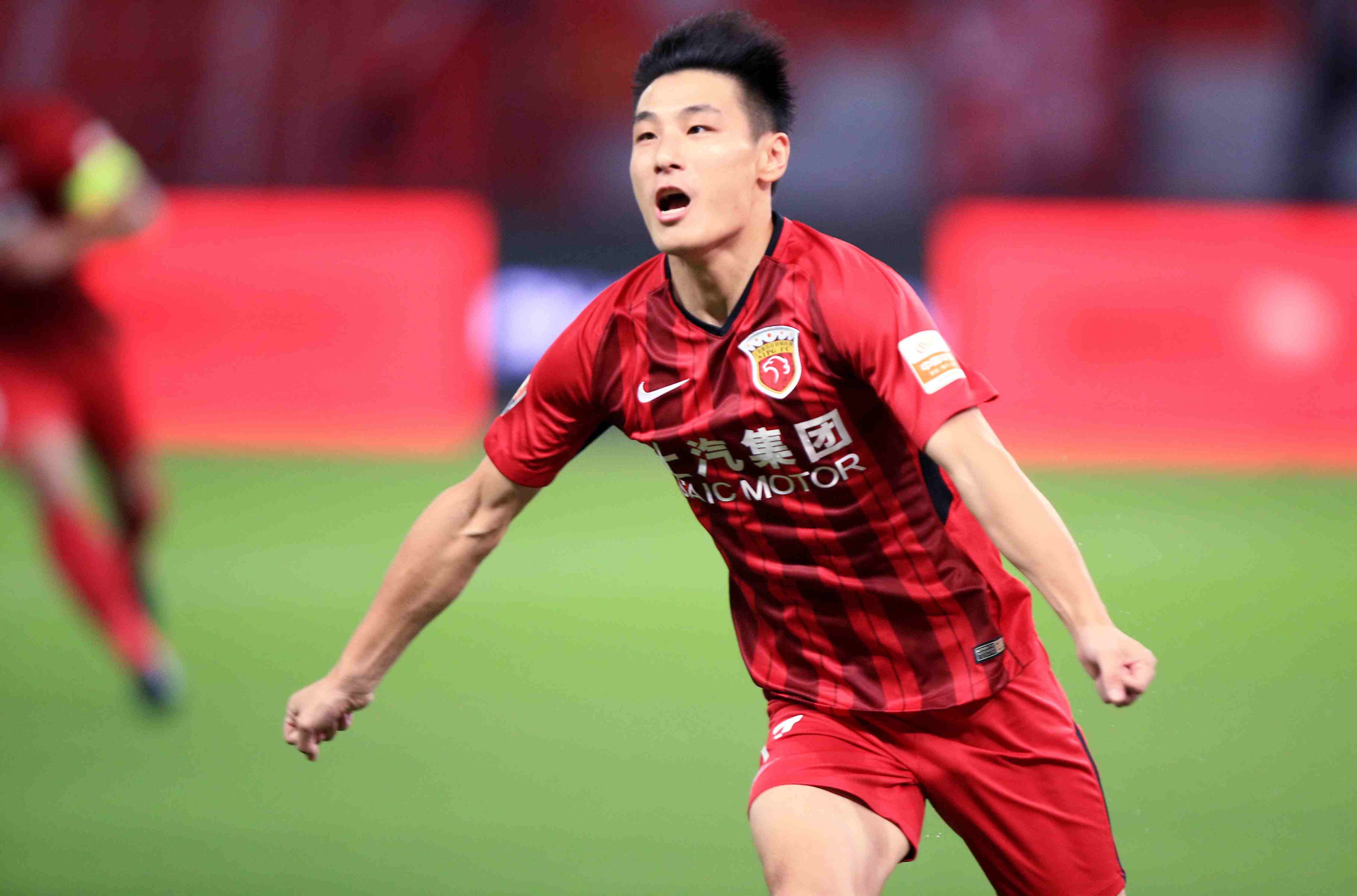 上海上港客场大捷,积分榜领跑形势稳定的简单介绍 上海上港客场大捷,积分榜领跑形势稳定的简单介绍