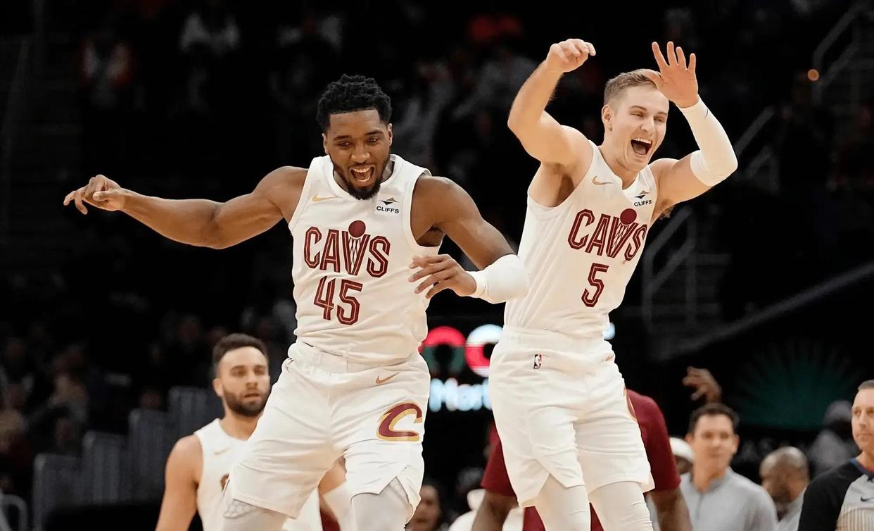 包含火箭逆转雄鹿,成功反超西部榜首的词条 包含火箭逆转雄鹿,成功反超西部榜首的词条