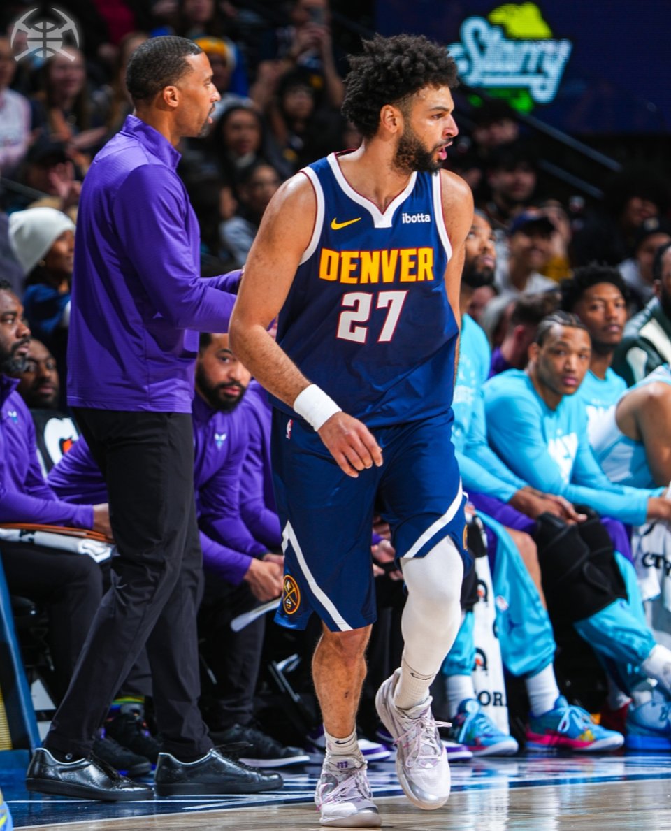 掘金主场大胜步行者,约基奇封盖马尔科林 掘金主场大胜步行者,约基奇封盖马尔科林