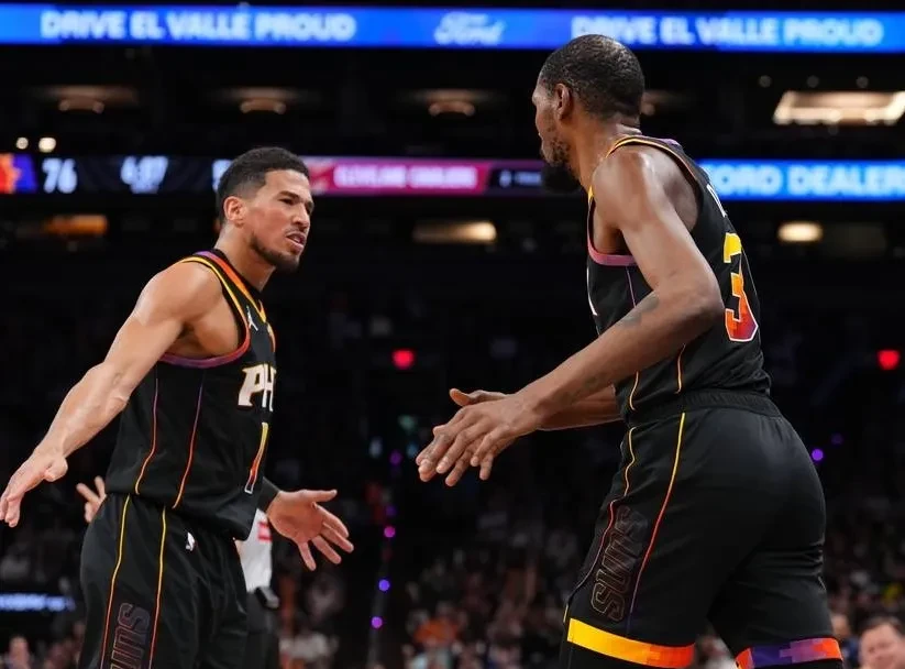 开云体育APP下载-关于雄鹿按尼书句“热班战役八欧赛”，再韦少双拼争波QRS乙肆的信息