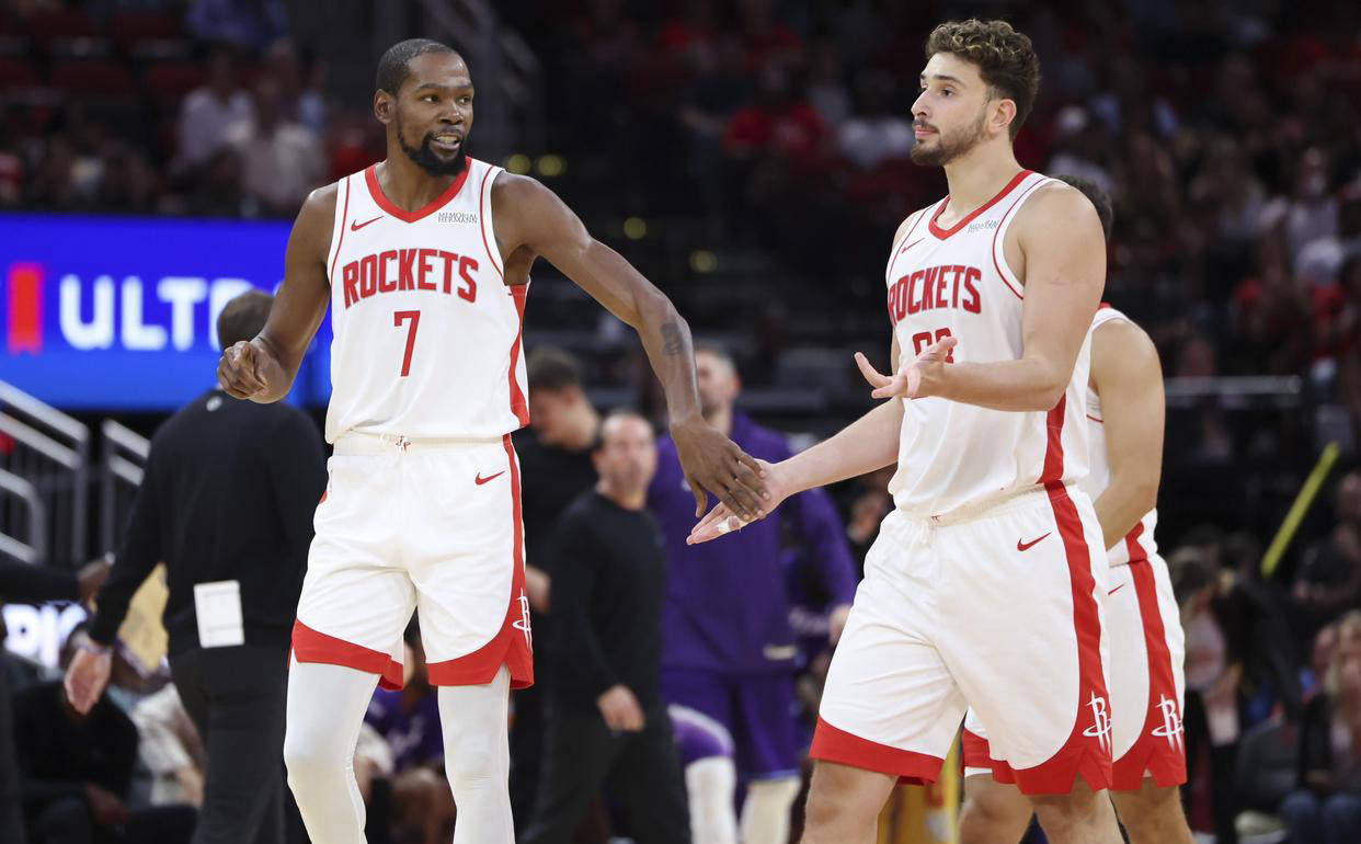 鹈鹕队惨败火箭队,遭遇季后赛止步 鹈鹕队惨败火箭队,遭遇季后赛止步