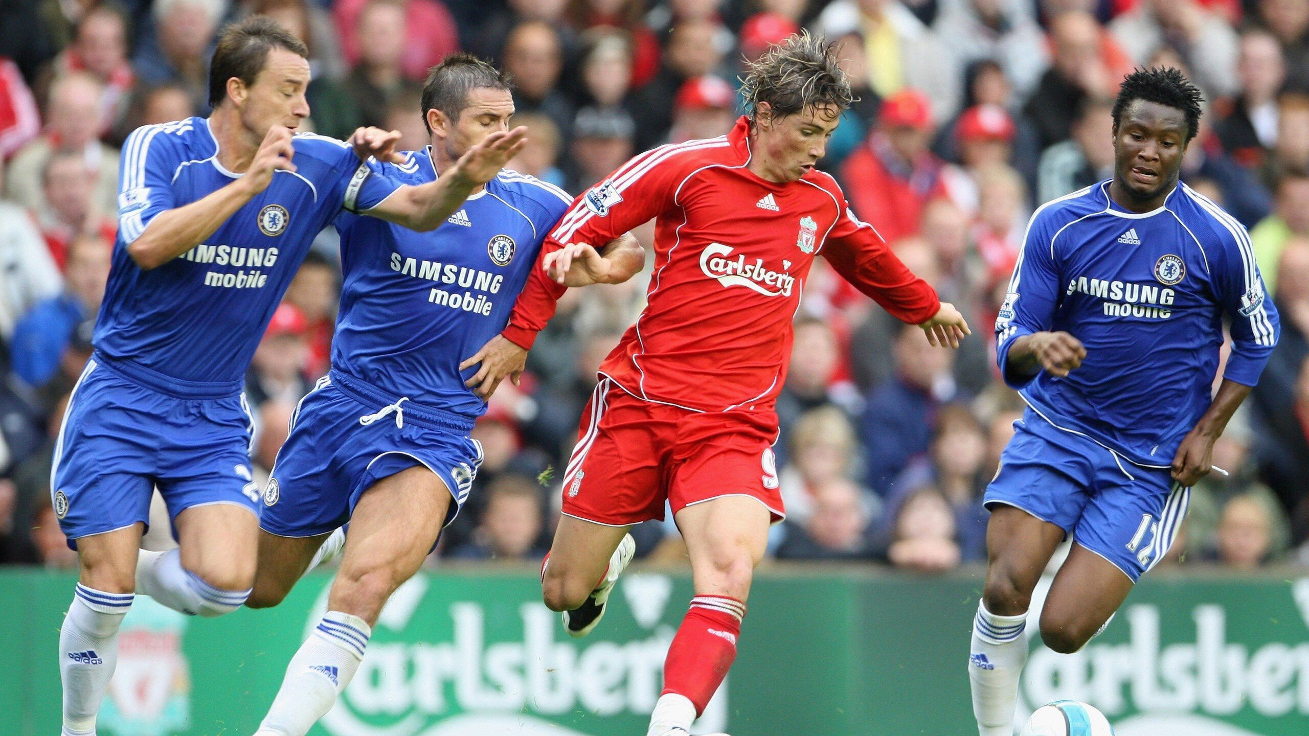 油门与传球,当F1决赛夜遇见热刺更衣室