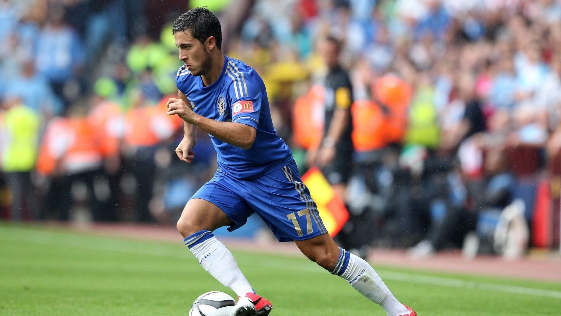 跨界之战,绿茵场与乒乓桌的双重奏